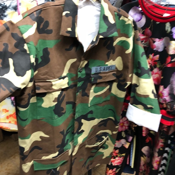 Camouflage Jacket - Picture 3 of 3